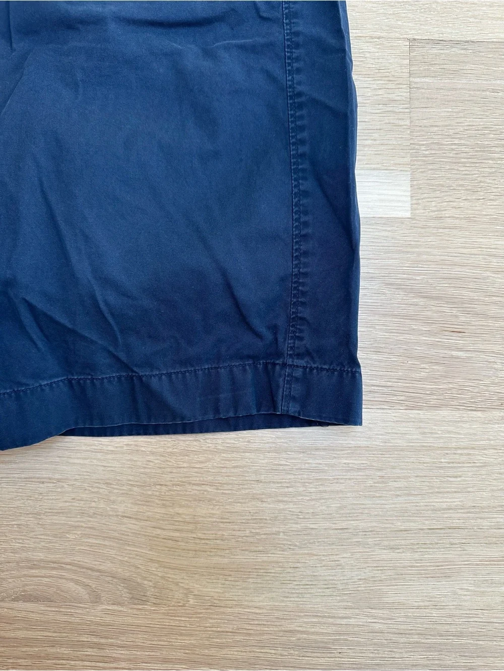 J.CREW - MEN'S CHINO SHORTS - SIZE 34 - NAVY BLUE